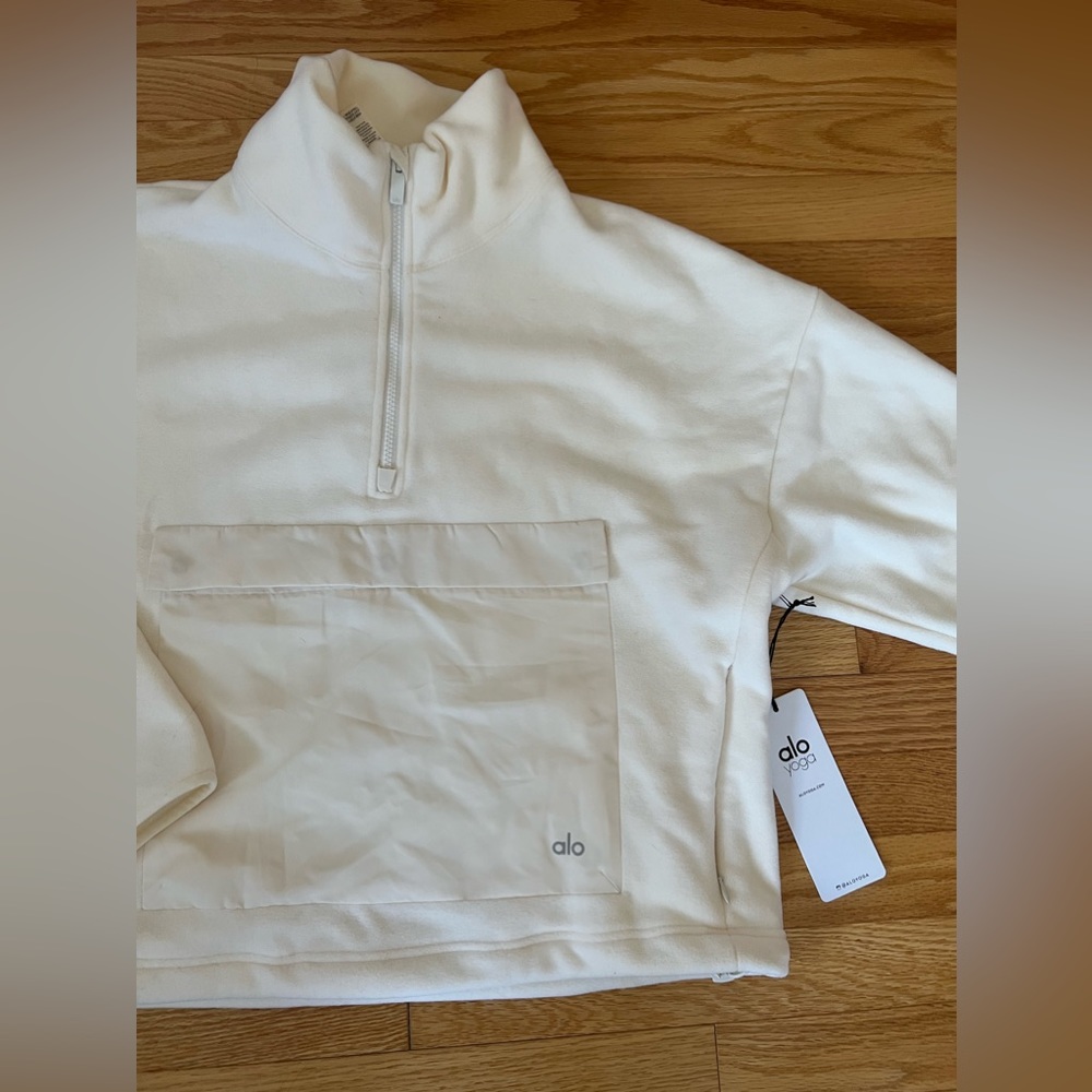 Alo sweater